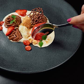 Wovon wir nicht genug bekommen können: Wellness, die Natur des Montafons & natürlich Desserts Zum Glück überrascht uns unser Küchenteam jeden Tag mit köstlichen Kreationen!